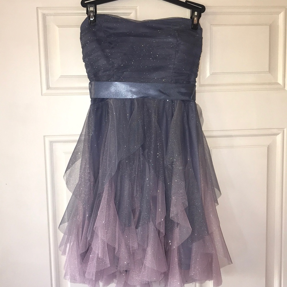 Juniors Strapless sparkling dress